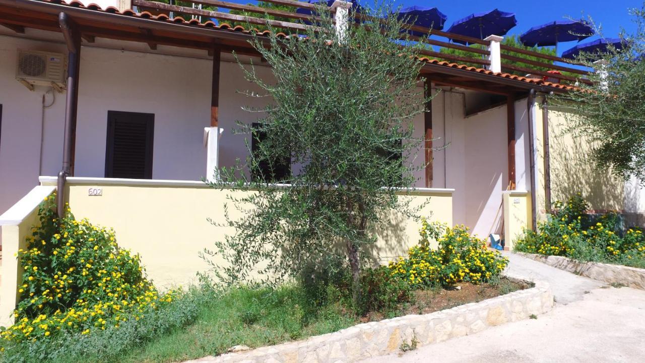 Villaggio Santo Stefano Vieste Exterior foto